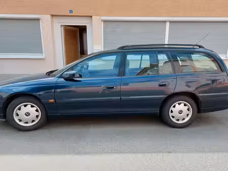 Opel Omega Break 
