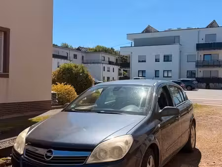Opel Astra 1.4 100