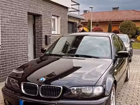 BMW Série 3 320i 2.2 170