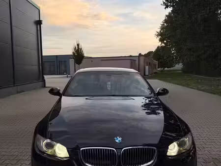 BMW Série 3 330d 3.0 231