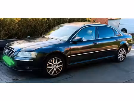 Audi A8 V6 3.0 TDI 233 quattro