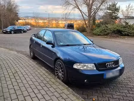 Audi A4 1.8 125