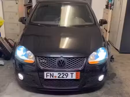 Volkswagen Golf GTI 2.0 200