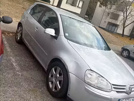 Volkswagen Golf 2.0 TDI 140