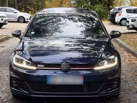 Volkswagen Golf GTI 2.0 245