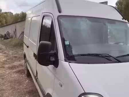 Renault Master 2.5 dCi 100