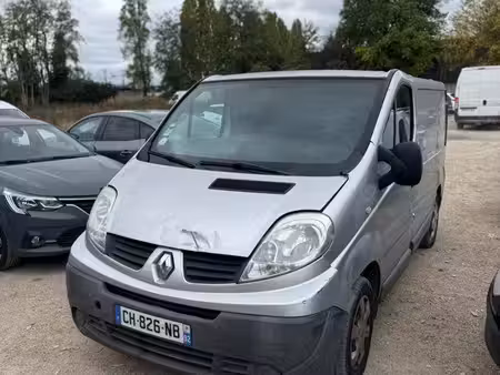 Renault Trafic 2.0 dCi 90