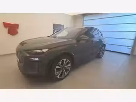 Audi Q6 E-Tron 306 S line