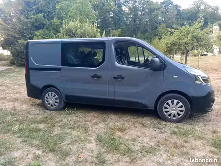 Renault Trafic 2.0 dCi 145