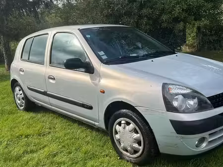 Renault Clio 1.2 75