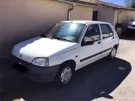 Renault Clio 1.2 58