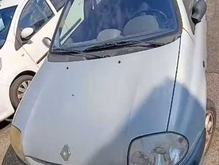 Renault Clio 75