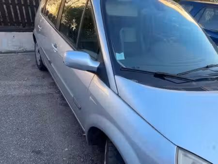 Renault Scénic 1.9 dCi 120