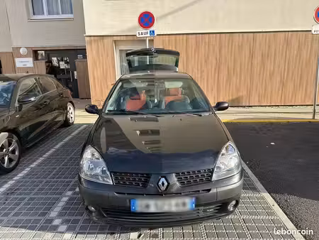 Renault Clio 1.2 75