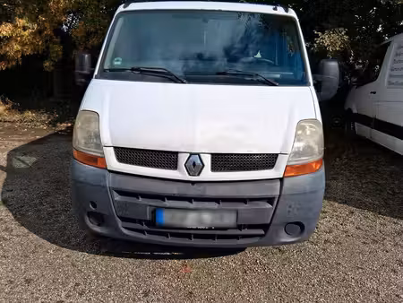 Renault Master 2.5 dCi 100