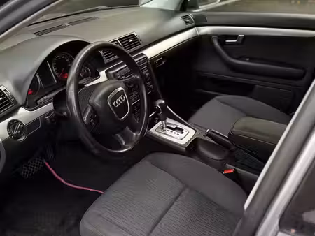 Audi A4 V6 2.5 TDI 155
