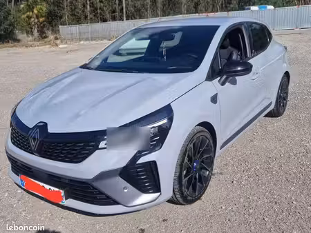 Renault Clio E-Tech 1.6 145 Esprit Alpine