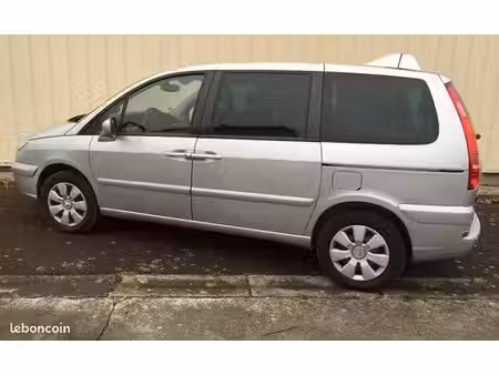 Citroën C8
