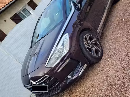 DS 5 2.0 HDi 180