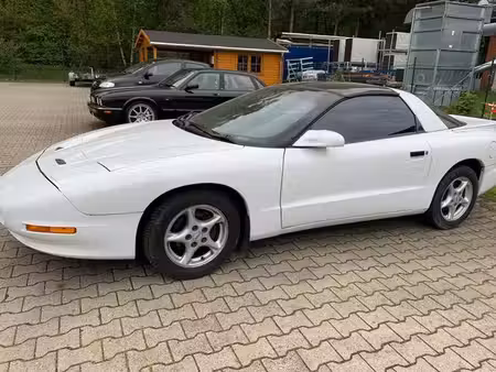 Pontiac Firebird Trans AM V8 5.7 273
