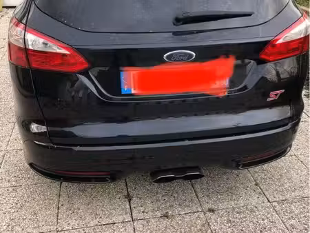 Ford Focus ST 2.0 250