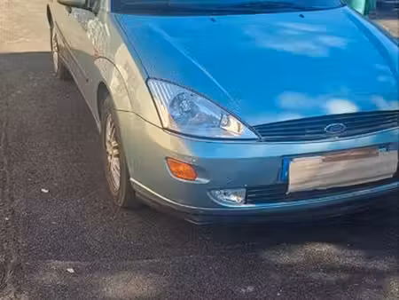 Ford Focus 1.6 100