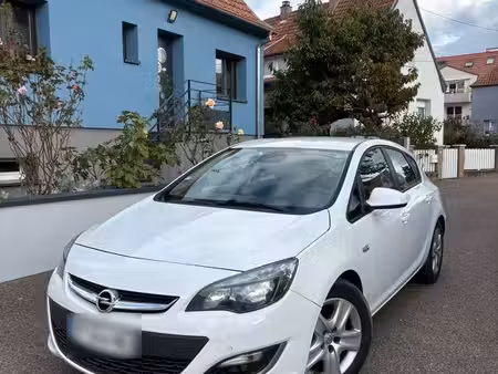 Opel Astra CDTI 110