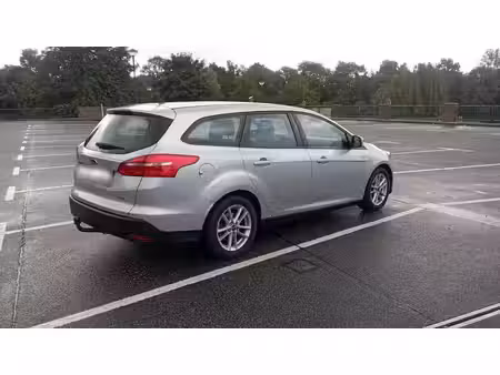 Ford Focus 1.0 125
