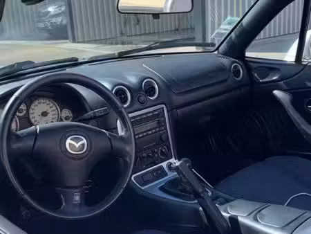 Mazda MX5 1.6 110