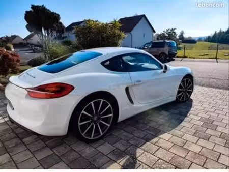 Porsche 718 2.7 275