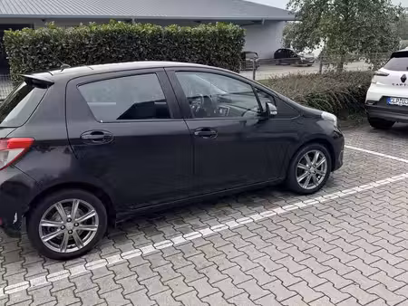 Toyota Yaris 1.4 90 Cool