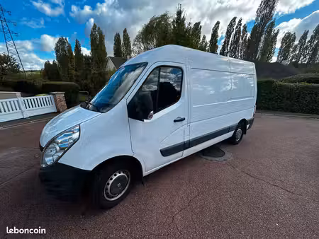 Renault Master 2.3