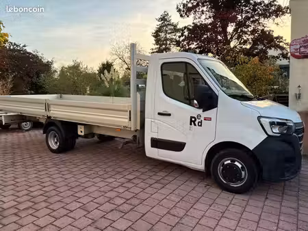 Renault Master 2.3 dCi 165
