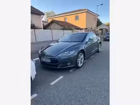 Tesla Model S 85 367