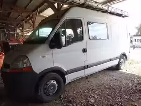 Renault Master 2.5 dCi 120