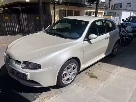 Alfa Romeo 147 GTA V6 3.2 250
