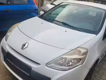 Renault Clio 1.2 75