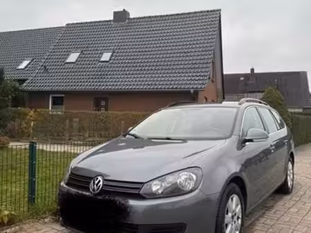 Volkswagen Golf 1.6 TDI 105