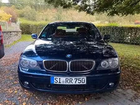BMW Série 7 750i 4.8 367