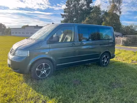 Volkswagen Transporter T5 2.5 TDI 174