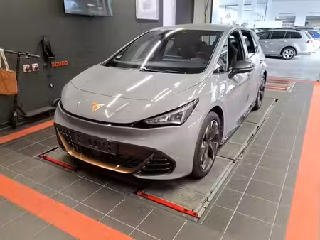 Cupra Born 204