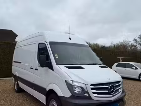 Mercedes-Benz Sprinter 