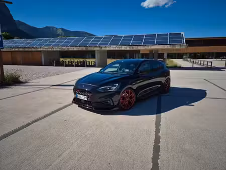 Ford Focus ST 2.3 280