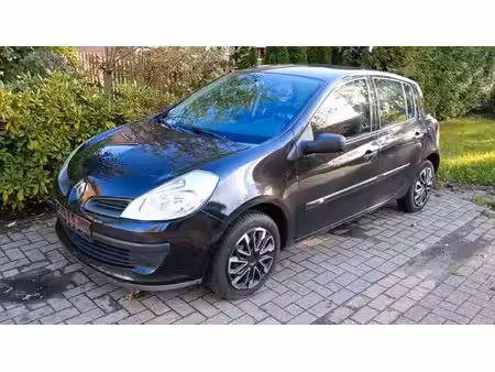 Renault Clio 1.2 75