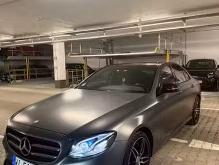 Mercedes-Benz Classe E E 200 2.0 184 AMG Line