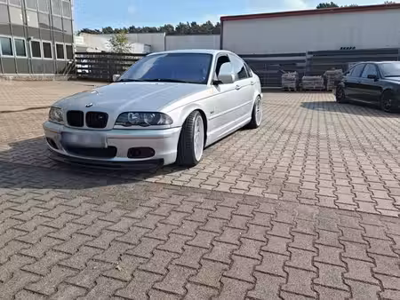BMW Série 3 328i 2.8 193