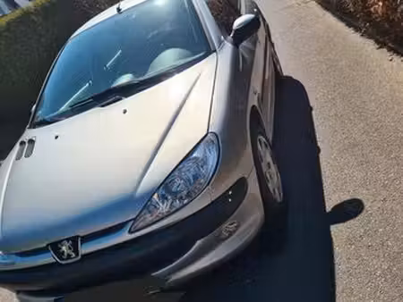 Peugeot 206 1.4 75
