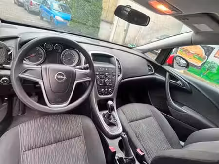 Opel Astra 1.4 140 Cosmo