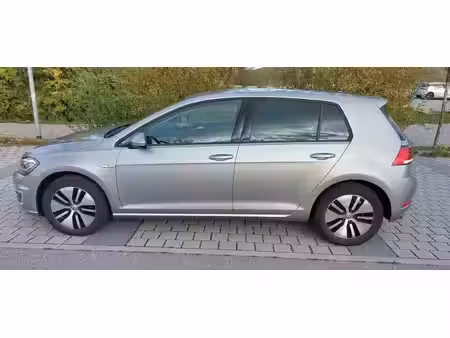 Volkswagen Golf 136