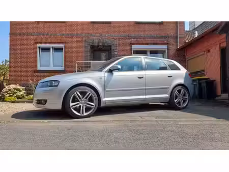 Audi A3 1.6 102